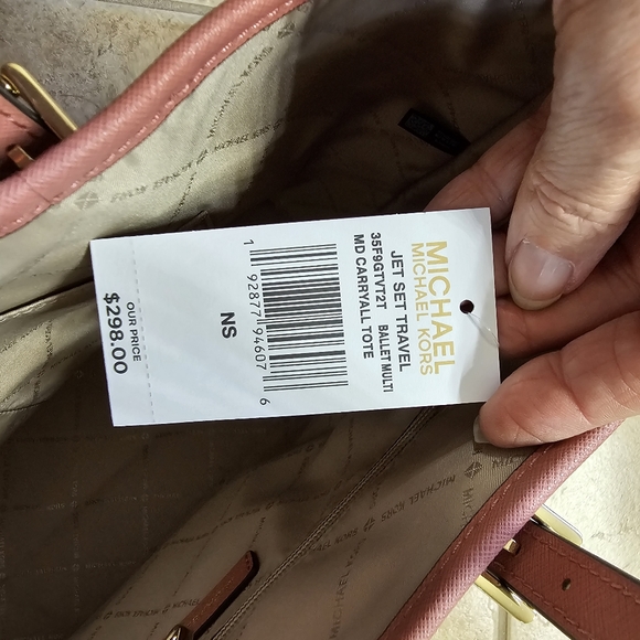 NWT Michael Kors Medium Jet Set Tote - Picture 8 of 8